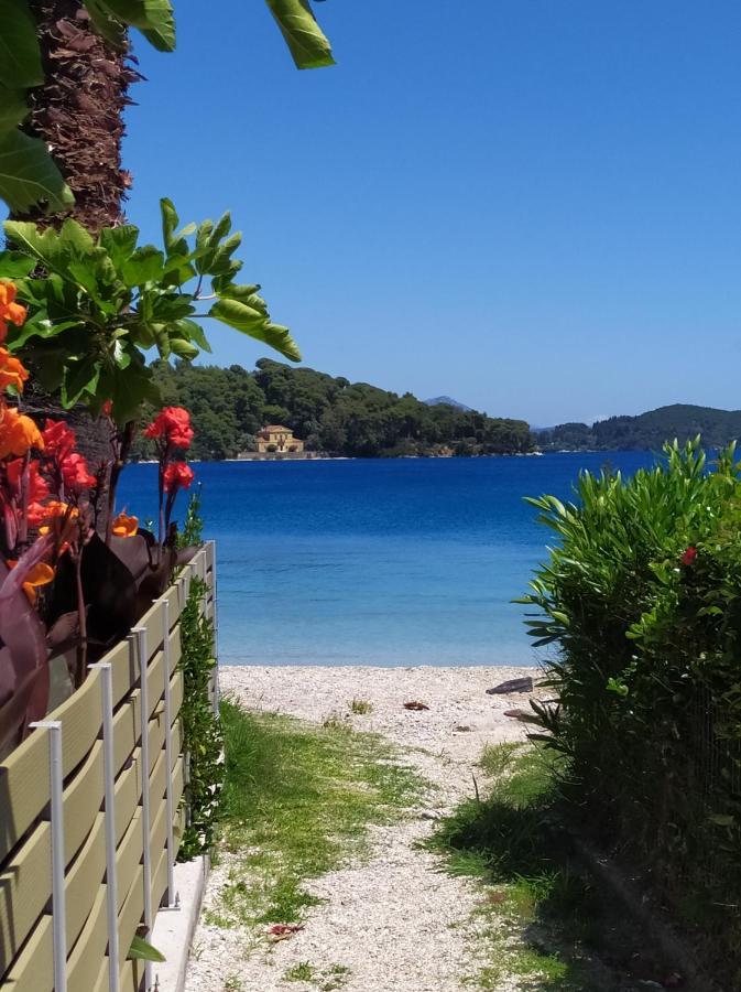 Villa Arktos Nydri  Bagian luar foto